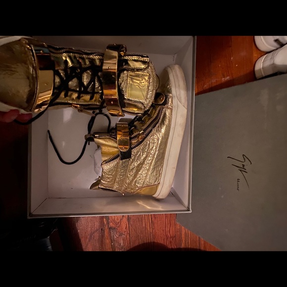 Gold Giuseppe zanotti hi tops with box - Picture 2 of 4